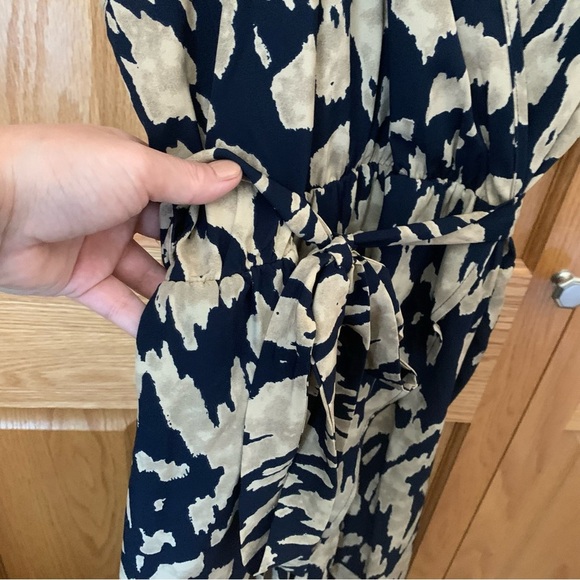 Shein Curve - Long Wrap Dress - Maxi Dress Size 1x - Vacation Wear - Picture 5 of 6